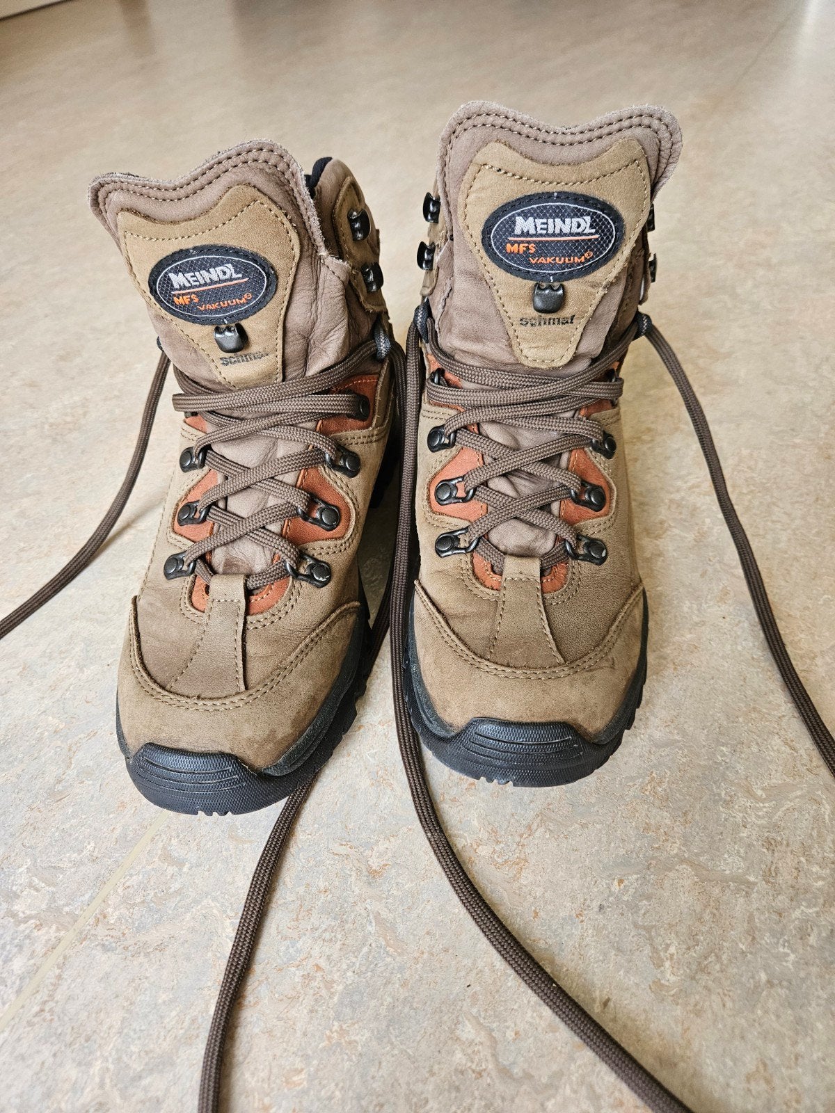 Meindl Oviedo GTX  Wandelschoenen (smal model), Ophalen of Verzenden, Zo goed als nieuw, Schoenen
