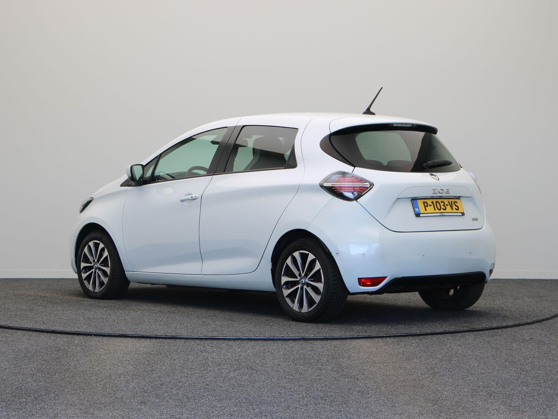 Renault ZOE R135 Intens 52 kWh | Achteruitrijcamera | Naviga, Auto's, Gebruikt, 180 min, Wit, 385 km