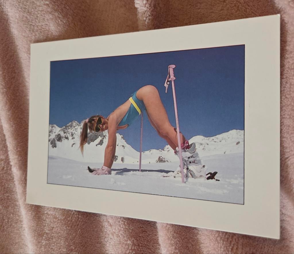 Sexy vrouw in de sneeuw, Verzamelen, Verzenden, 1980 tot heden, Ongelopen, Overige thema's