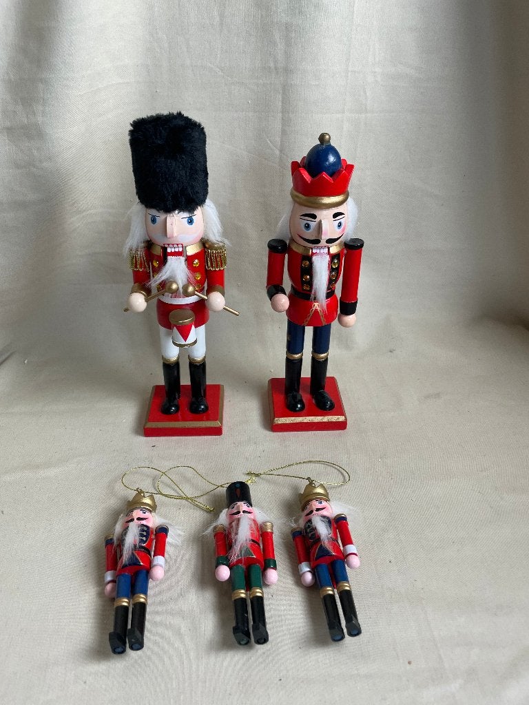 5 houten notenkrakers kerstversiering, Ophalen of Verzenden, Zo goed als nieuw