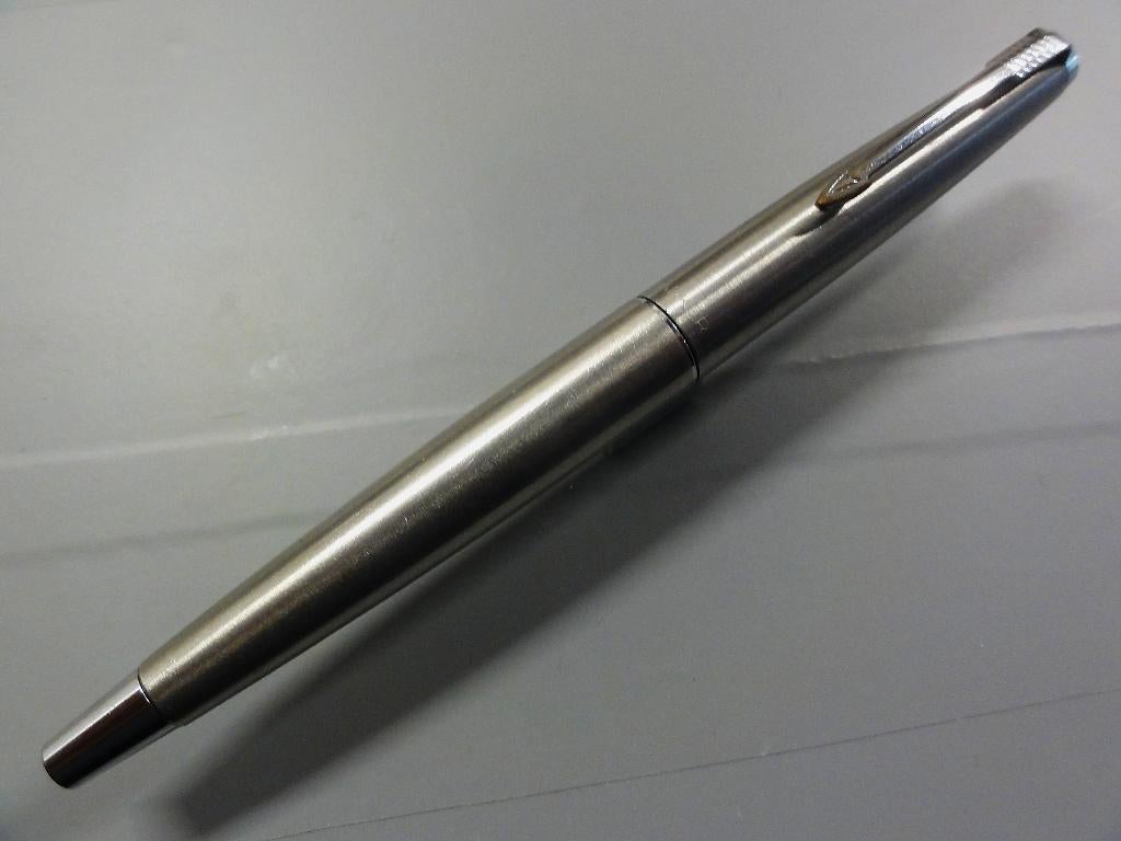 PARKER 45 CHROOM VULPEN  NR. 4, Verzamelen, Pennenverzamelingen, Ophalen of Verzenden, Zo goed als nieuw, Vulpen, Parker