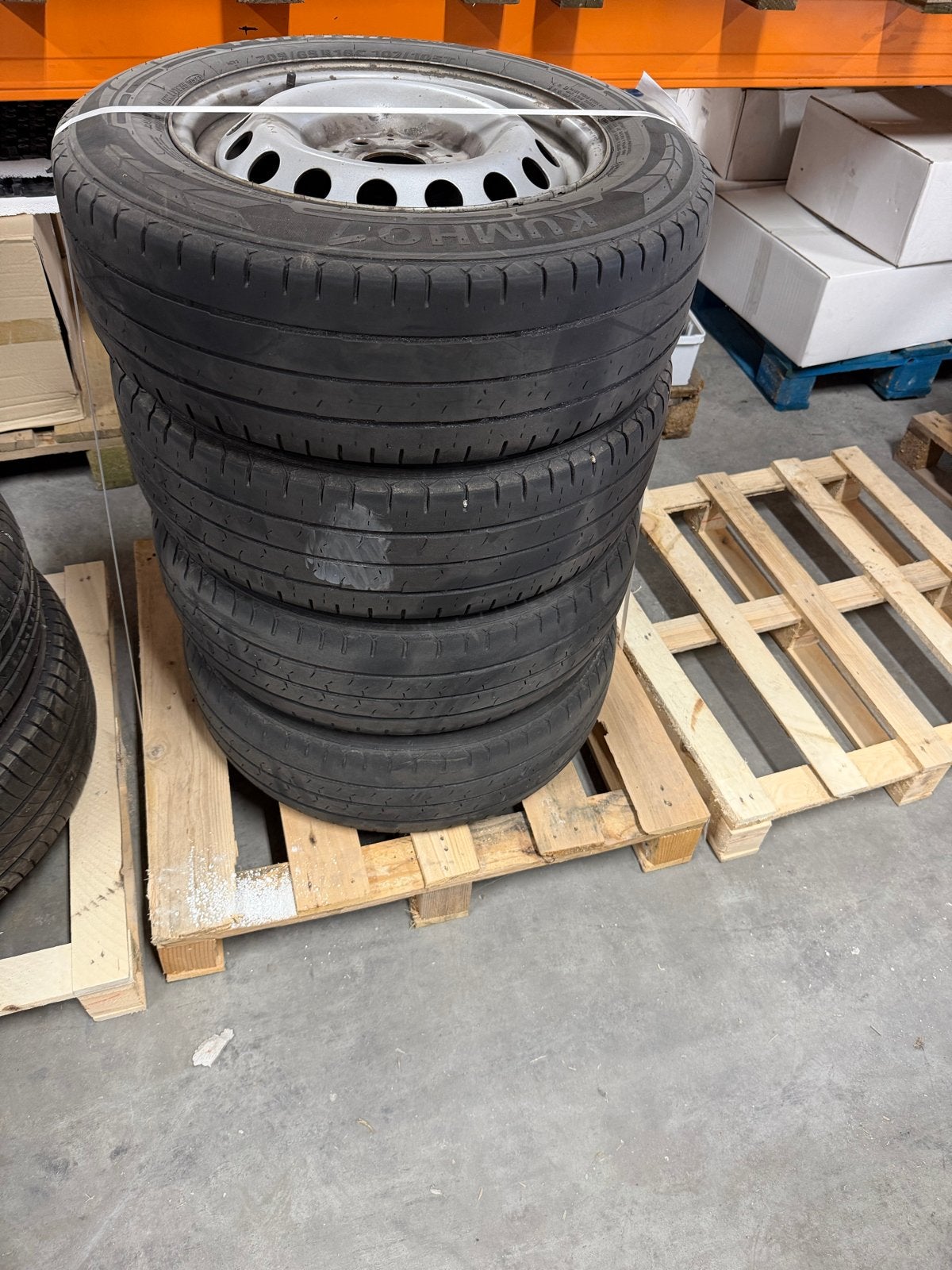 Set banden voor Mercedes Sprinter 205/65R16C 107/105T, Ophalen, 16 inch, Banden en Velgen, 205 mm