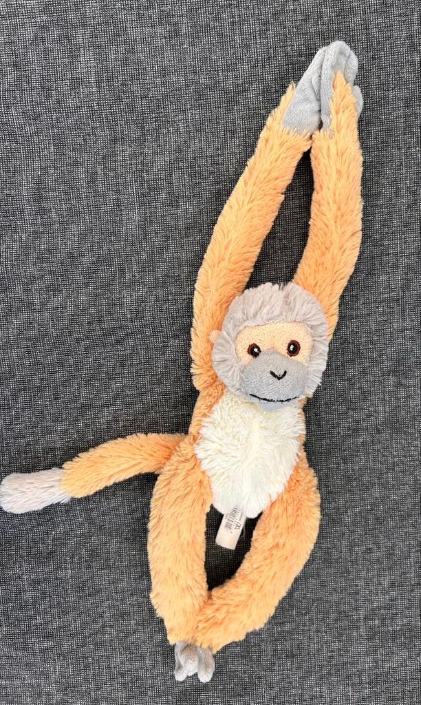Apenheul knuffel aap met lange armen, Kinderen en Baby's, Speelgoed | Knuffels en Pluche, Ophalen of Verzenden, Zo goed als nieuw