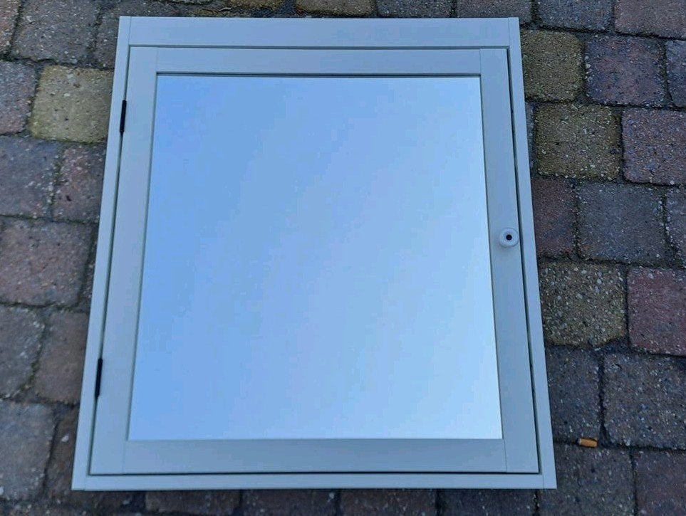 Witte badkamerkast met spiegeldeur, Ophalen, Niet van toepassing, Wit, Overige typen