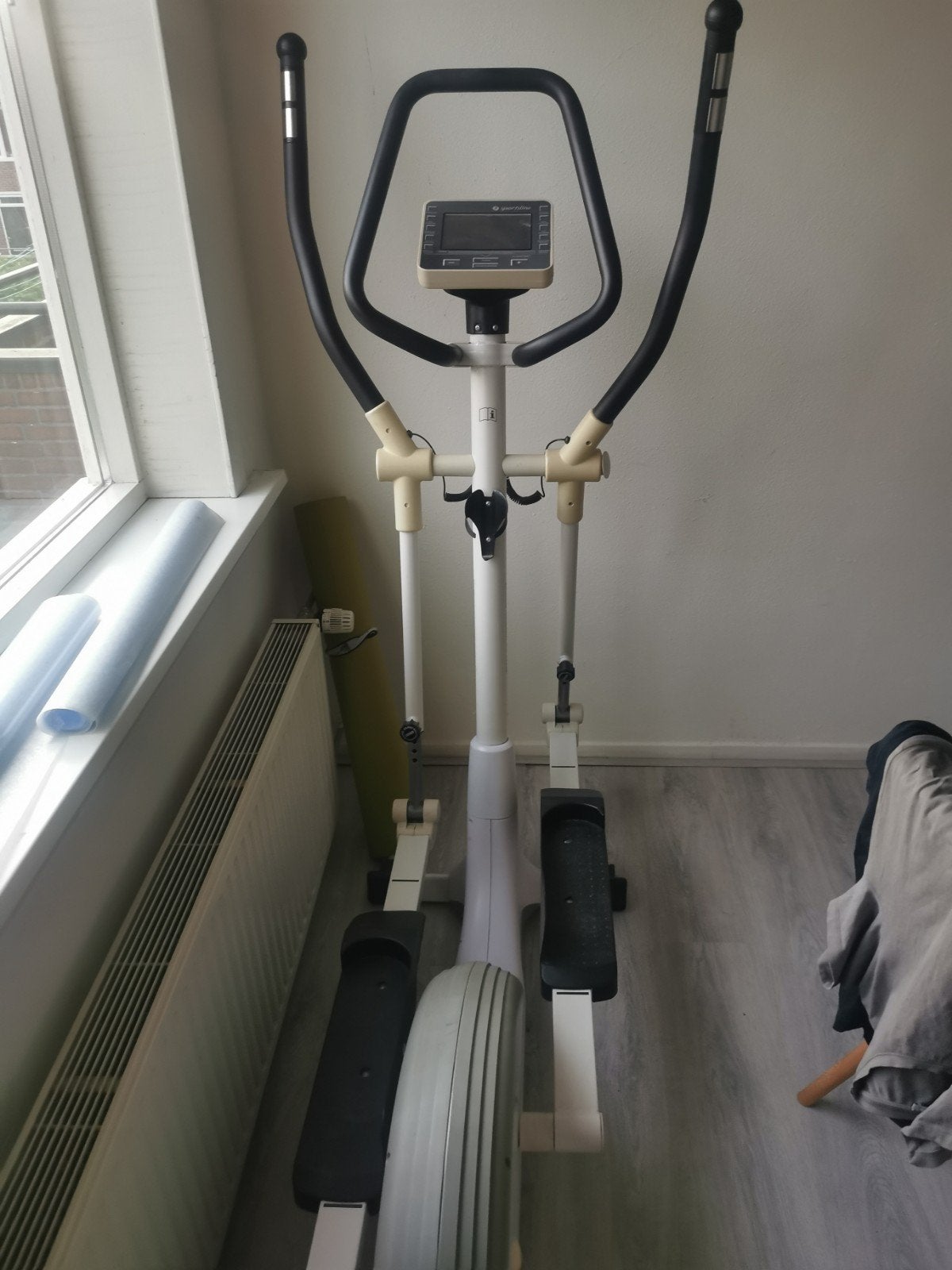 Crosstrainer voor thuisgebruik - ophalen voor 50e, Sport en Fitness, Fitnessapparatuur, Ophalen, Benen, Gebruikt, Crosstrainer