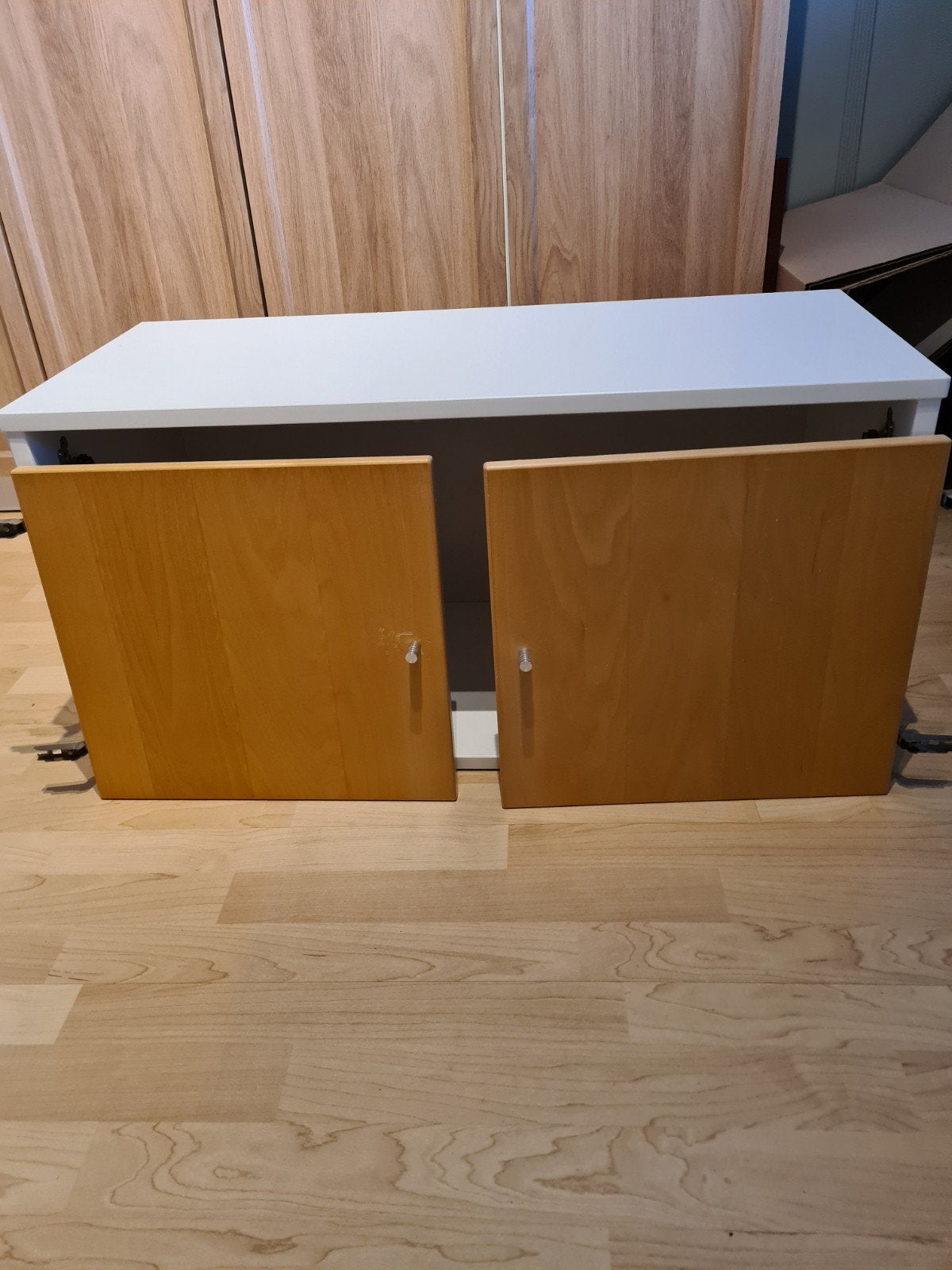 Ikea Effektiv hangkast izgst, Ophalen, Grenenhout, Minder dan 50 cm, Zo goed als nieuw