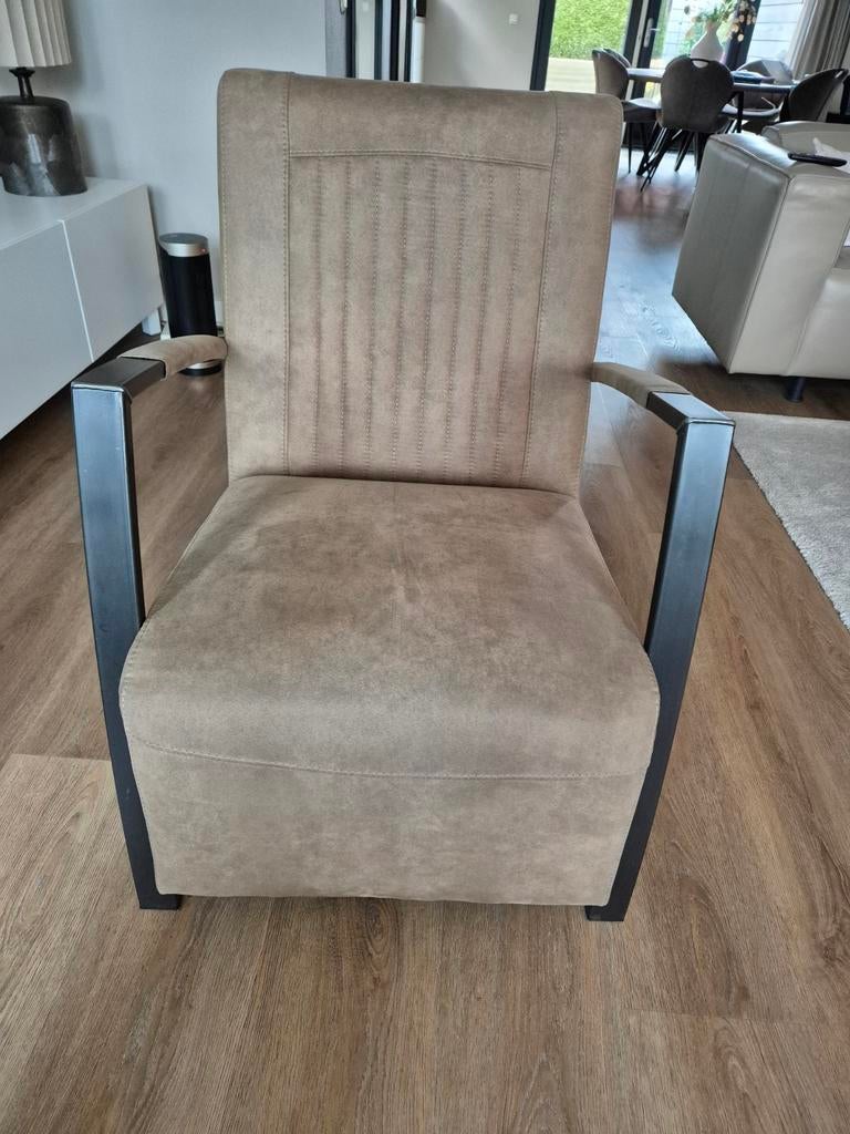 Fauteuil, Ophalen, 75 tot 100 cm, 50 tot 75 cm