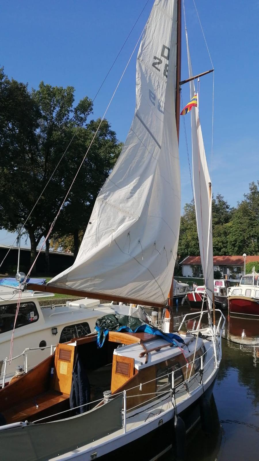 Domp zeilkruiser 7.4, Ophalen of Verzenden, Zo goed als nieuw, Polyester, Benzine