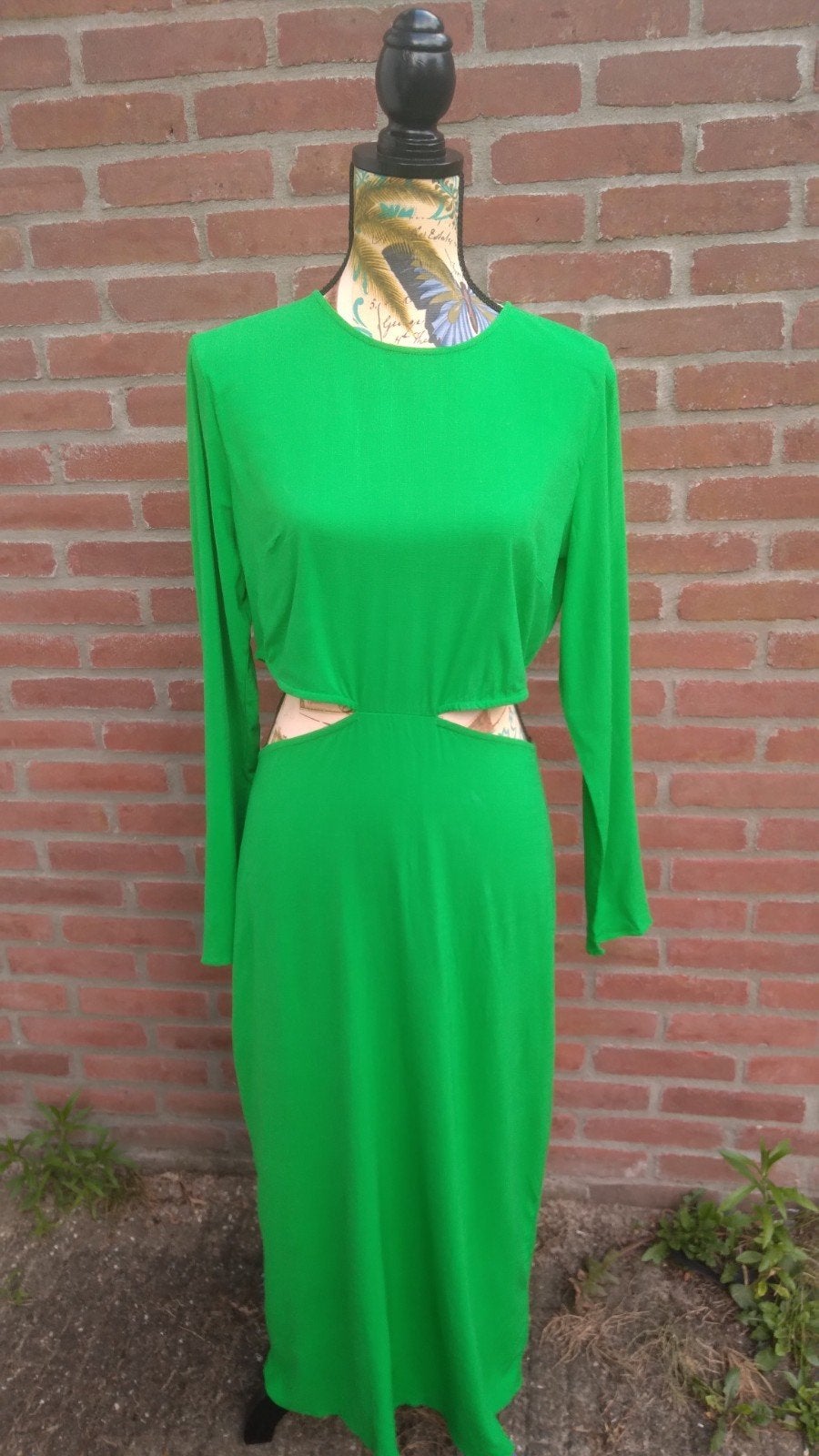H&M jurk met cut out details M, Kleding | Dames, Jurken, Maat 38/40 (M), H&M, Verzenden, Nieuw