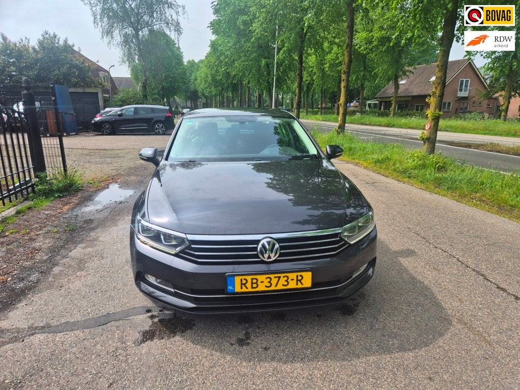 Volkswagen Passat 1.6 TDI Comfortline, Auto's, Volkswagen, Stof, Gebruikt, Euro 6, 4 cilinders