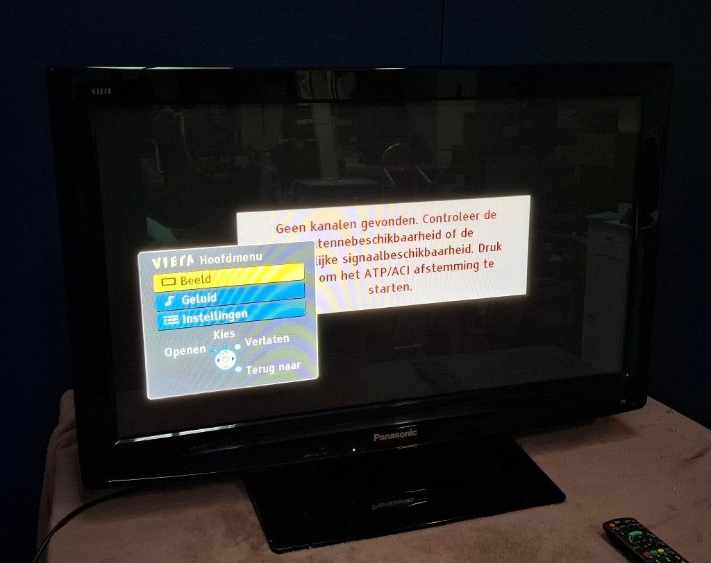 Panasonic Viera TX-P37C10E TV / Game TV 37"= 94cm, Ophalen, Gebruikt, Panasonic, 50 Hz