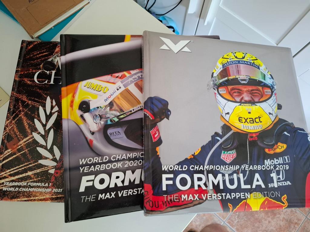 Max Verstappen F1 Jaarboeken 2019, 2020, 2021, Boeken, Auto's | Boeken, Ophalen of Verzenden, Zo goed als nieuw, Algemeen, Diverse