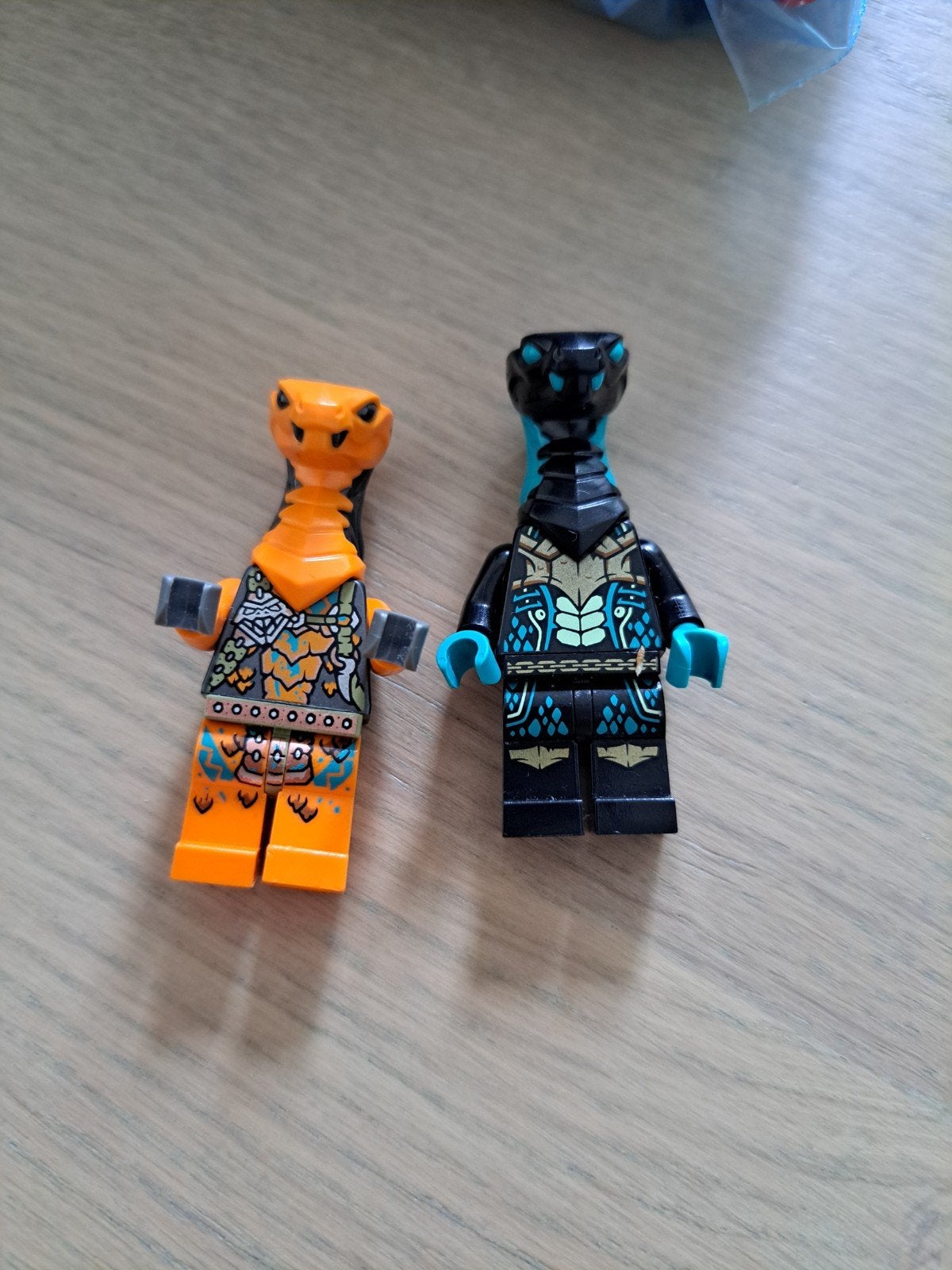 Lego Ninjago Slangen Minifiguren - Oranje en Zwart, Inclusief minifiguren, Gebruikt, Lego, Ophalen of Verzenden