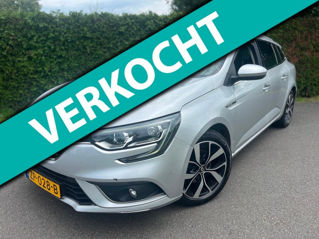 Renault Mégane Estate 1.3 TCe Bose EXPORT PRIJS ! NETTO 345, Voorwielaandrijving, Gebruikt, 4 cilinders, Leder en Stof