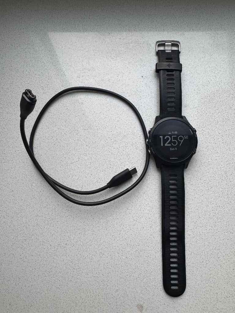 Garmin Forerunner 935, Sieraden, Tassen en Uiterlijk, Sporthorloges, Gebruikt, Zwart, Garmin forerunner, Ophalen of Verzenden