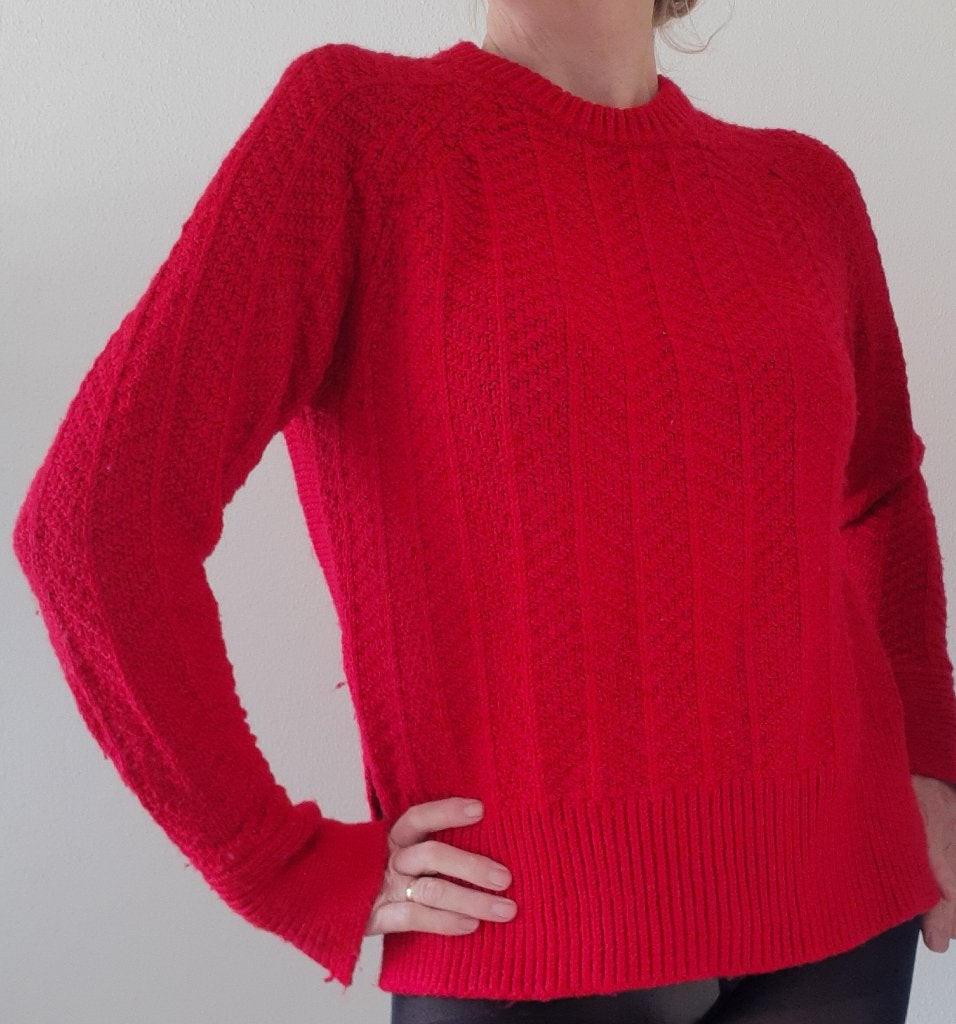 Mooie trui medium, Ophalen of Verzenden, Zo goed als nieuw, Maat 38/40 (M), Rood