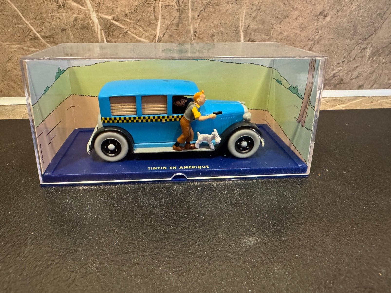 Kuifje Modelauto 1:43 - De Blauwe Taxi (Kuifje in Amerika), Ophalen of Verzenden, Kuifje, Zo goed als nieuw, Beeldje of Figuurtje