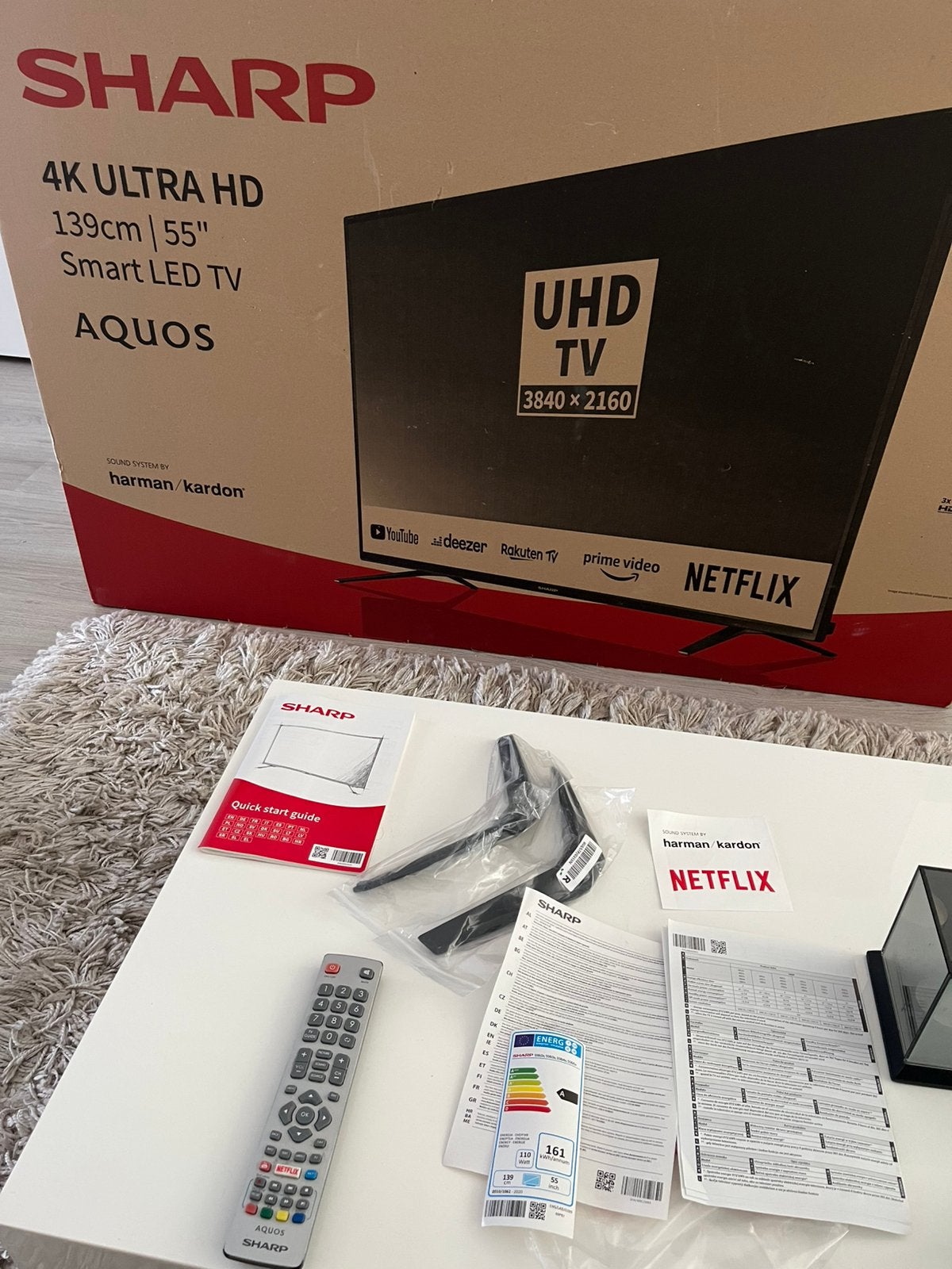 Sharp 55 inch UHD 4k tv als nieuw smart tv, 50 Hz, Ophalen of Verzenden, Zo goed als nieuw, 100 cm of meer