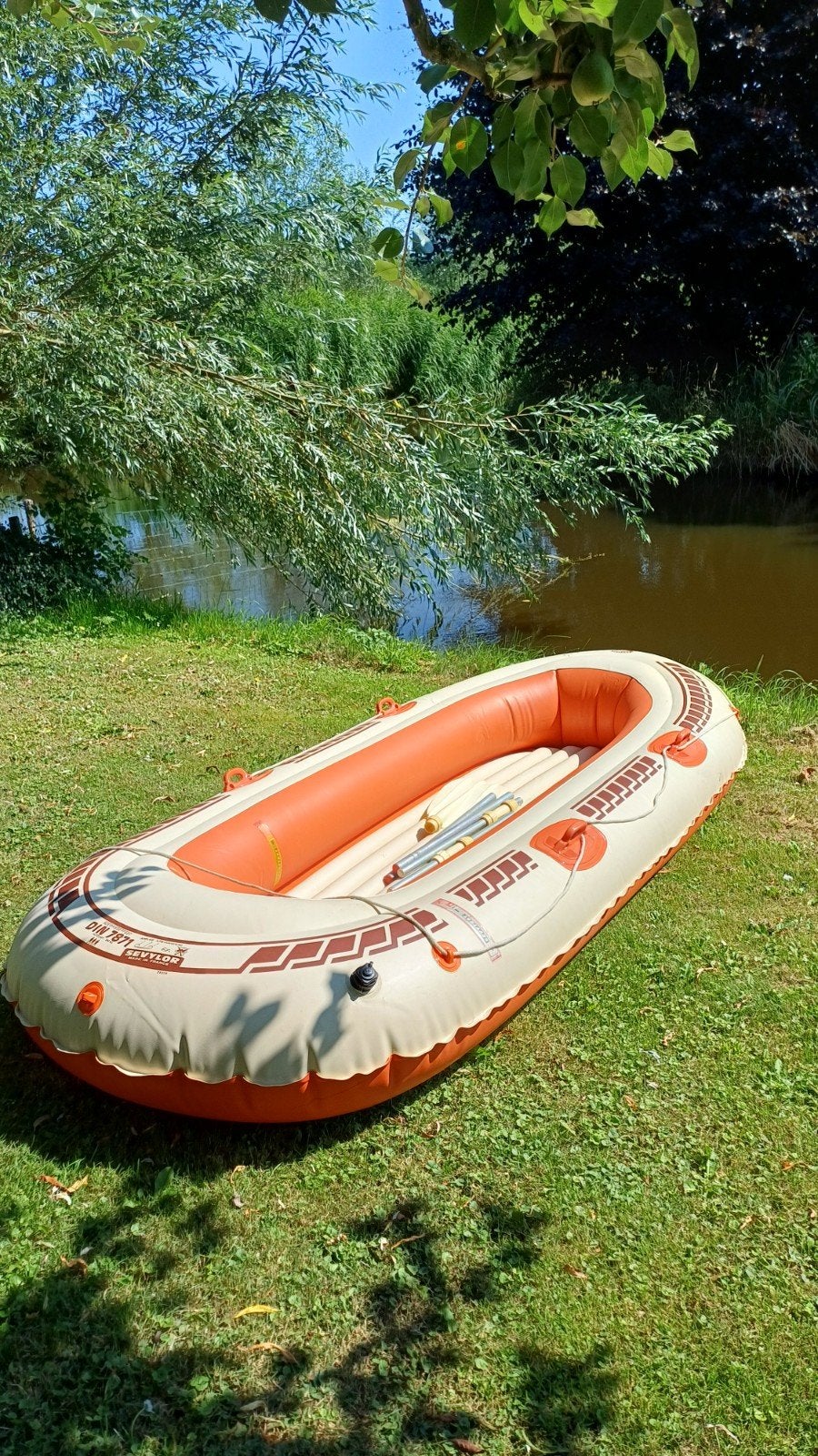 Stevige opblaasboot te koop, Ophalen, Overige typen, Zo goed als nieuw, Met peddels