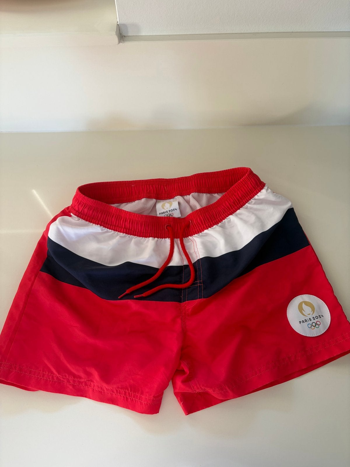 Zwemshort Olympische Spelen Parijs 2024 maat s, Ophalen of Verzenden, Overige maten, Rood, Zwemshort