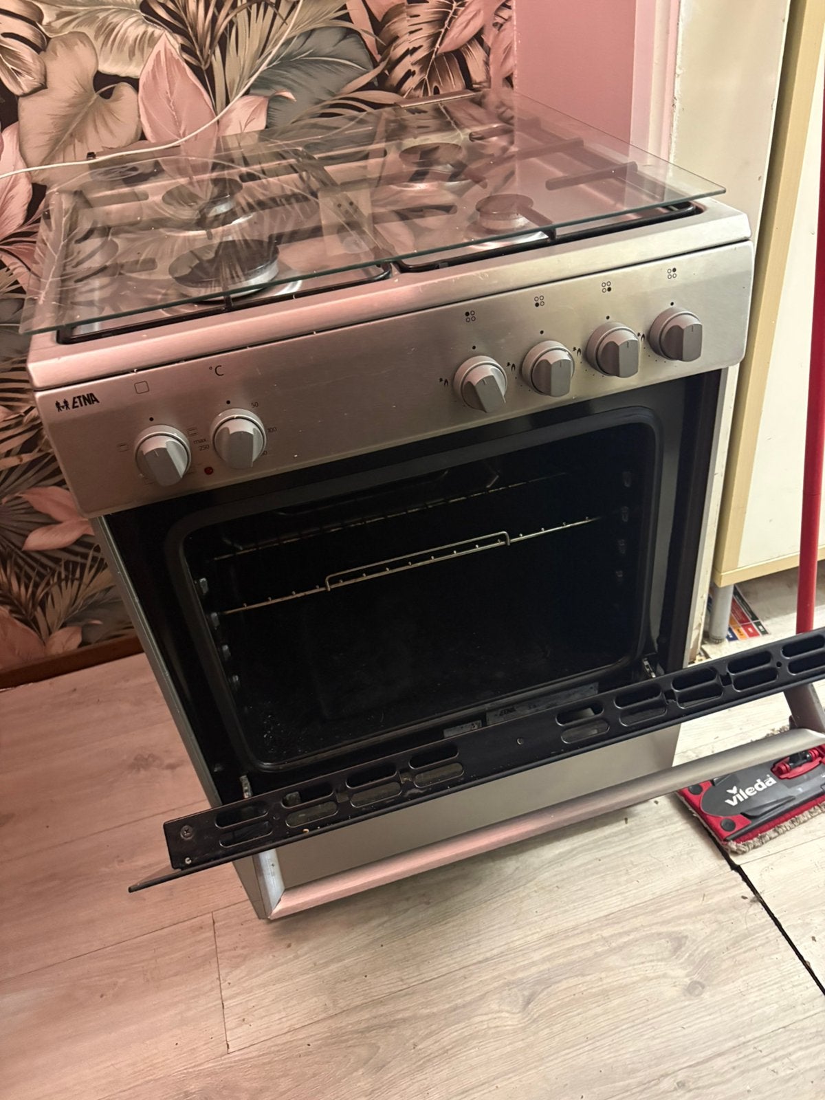 Etna gasfornuis + oven, Gebruikt, Gas, Vrijstaand, 85 tot 90 cm