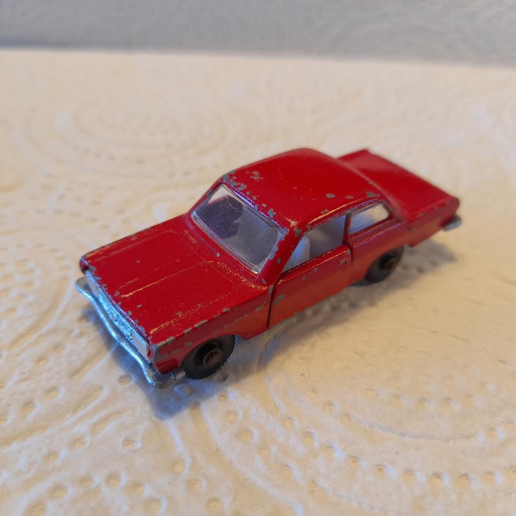 Best Box Opel Record rood. Licht bespeeld., Ophalen of Verzenden, Gebruikt, Auto
