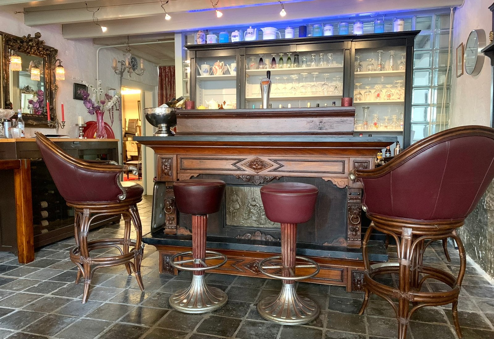 Prachtige Antieke Bar, Huis en Inrichting, Barren, Ophalen of Verzenden, Gebruikt, Inclusief barstoelen