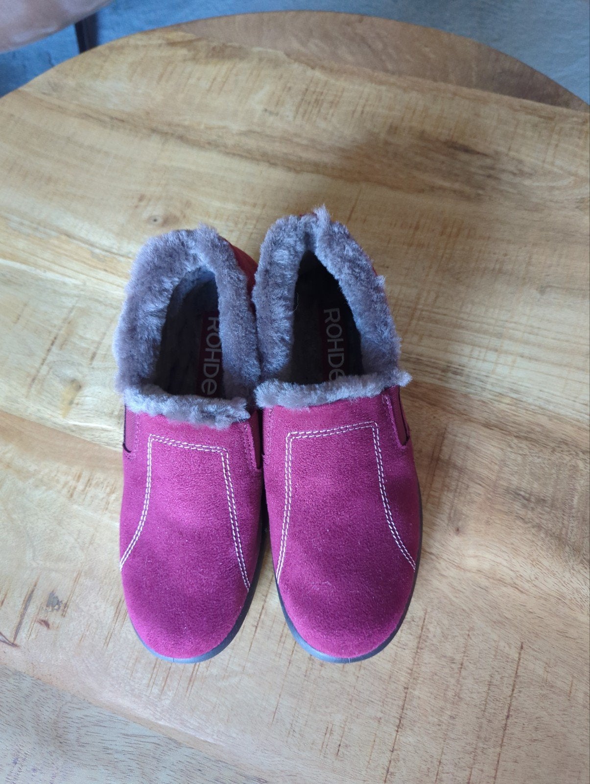 Dames pantoffels, merk Rhode, maat 5 (38), Ophalen of Verzenden, Zo goed als nieuw, Pantoffels of Sloffen, Rood