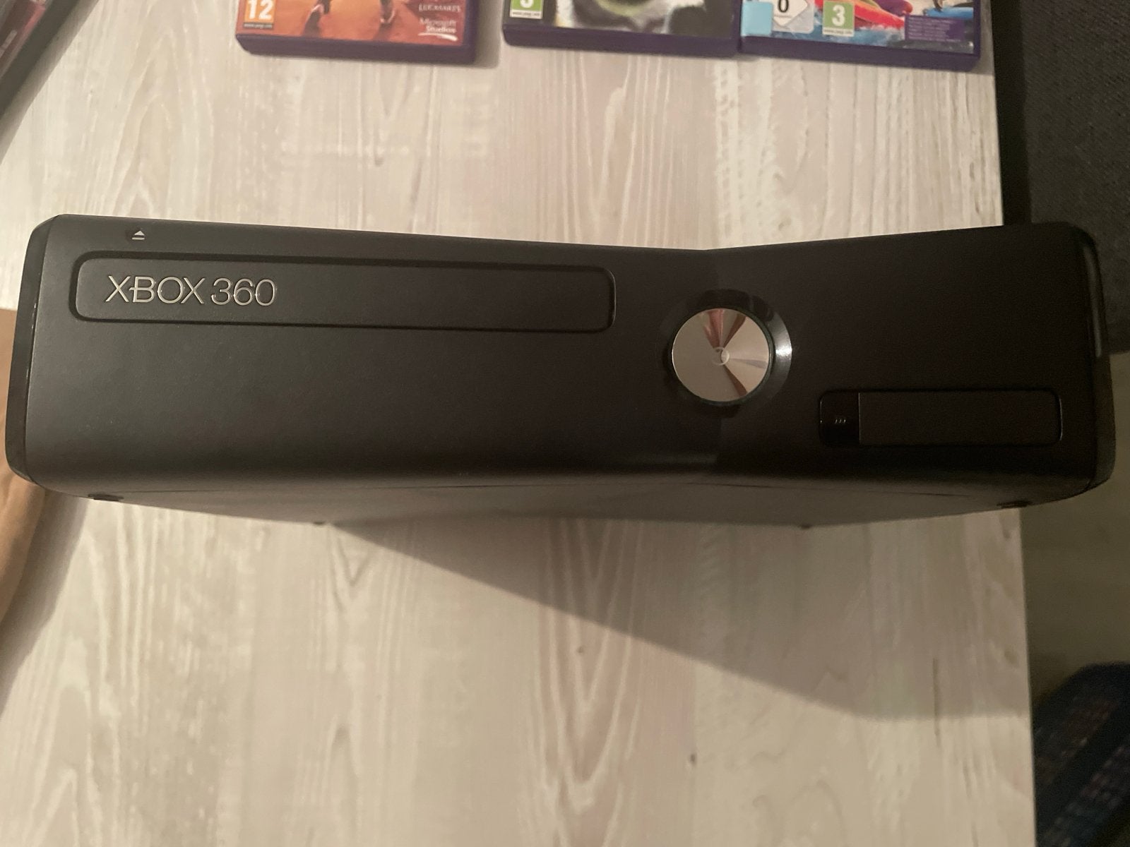 Xbox 360 S console met Kinect en 5 *games, Ophalen of Verzenden, Zo goed als nieuw, Zonder controller, Met games