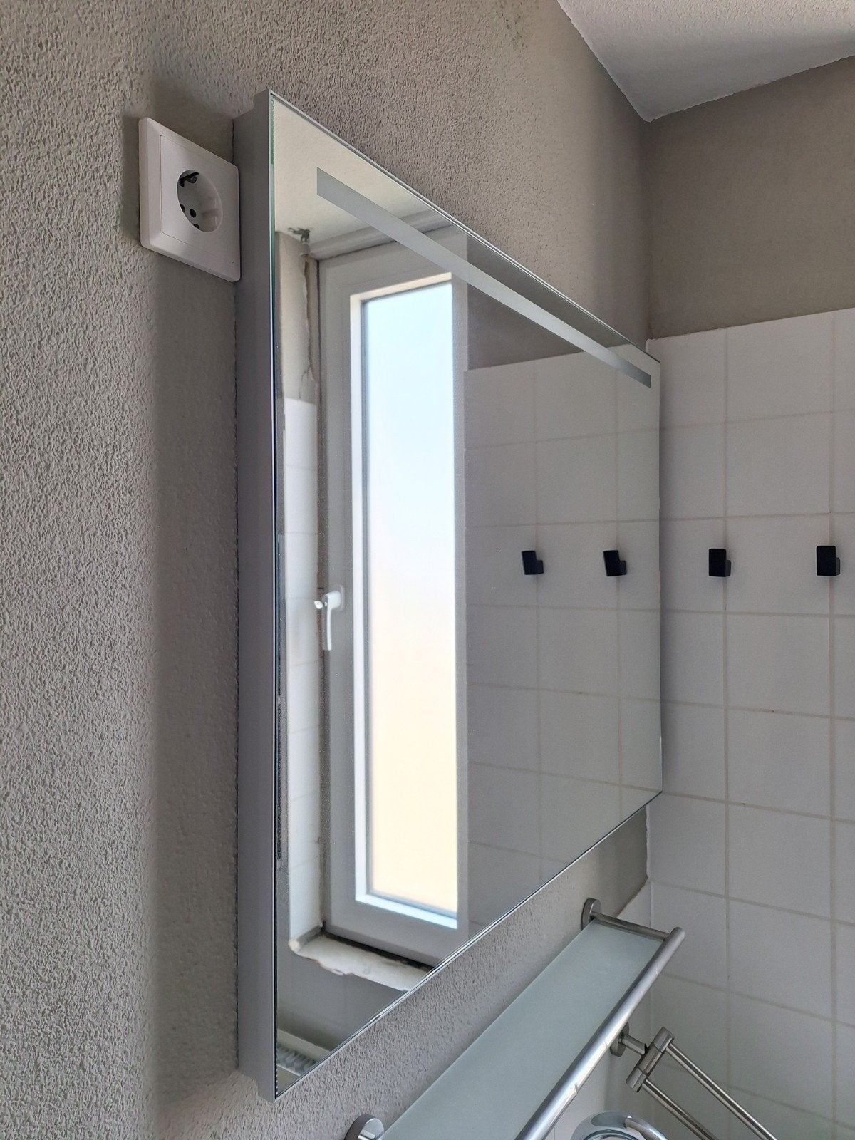 Bruynzeel spiegel met LED verlichting en defogger, Ophalen, Zo goed als nieuw, Rechthoekig, Minder dan 100 cm