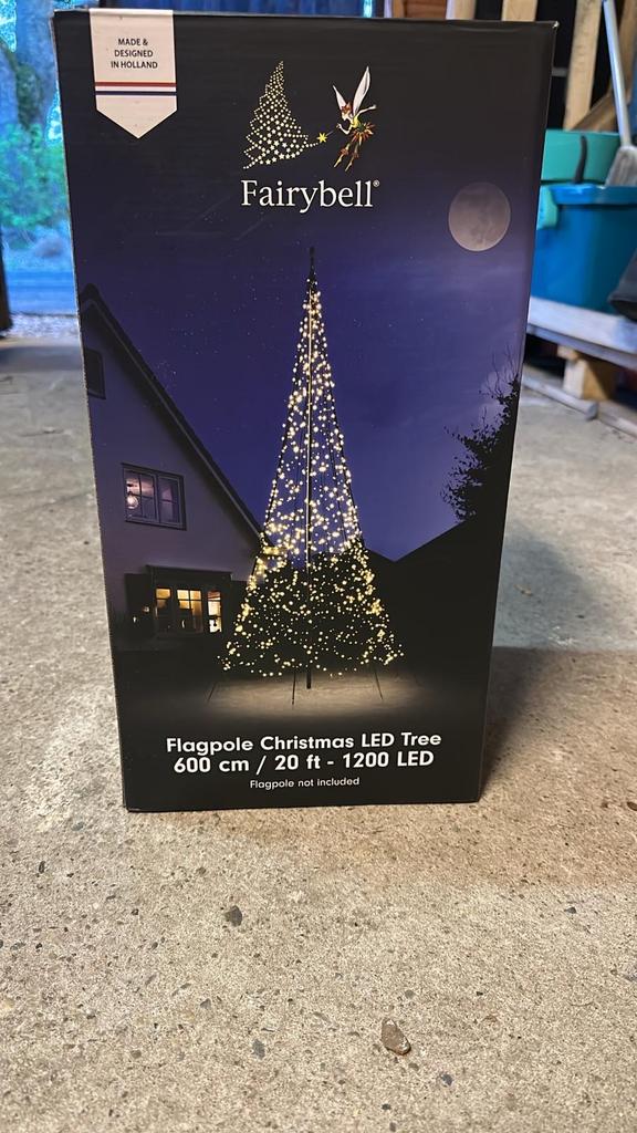 Fairybell LED kerstboom 6 meter incl zwarte mast, Ophalen, Zo goed als nieuw