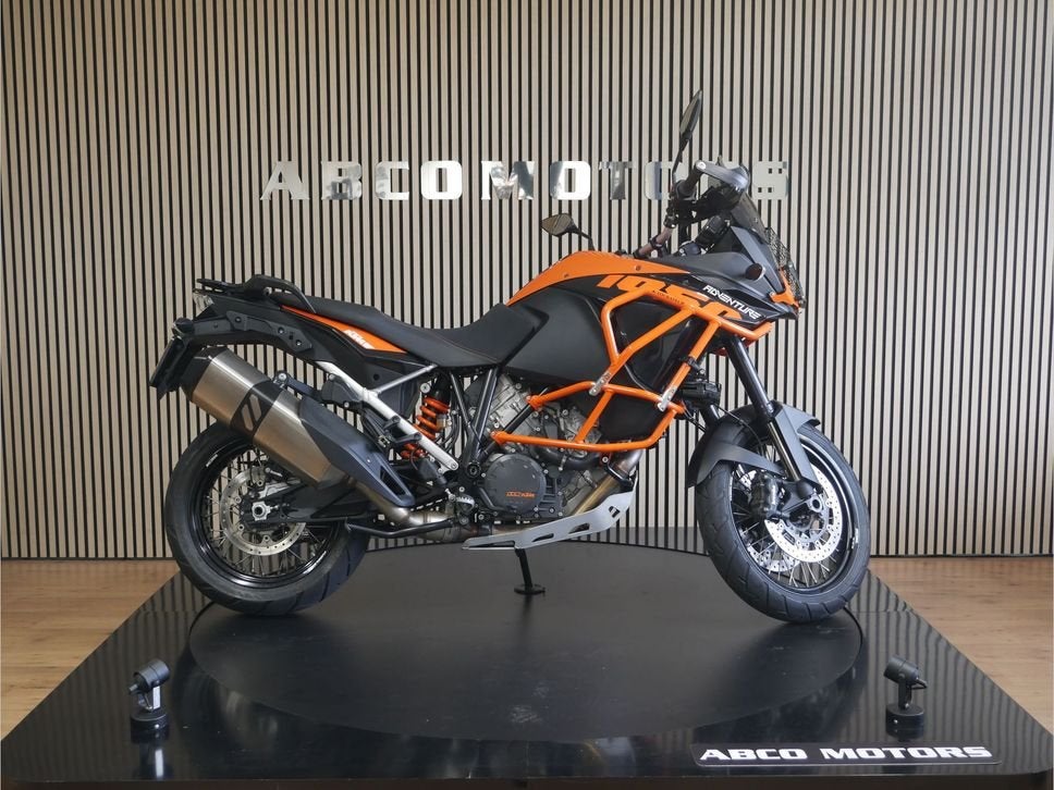 KTM 1050 ADVENTURE (bj 2016) 11,442 km, 2 cilinders, KTM, Motorrijbewijs A, Bedrijf