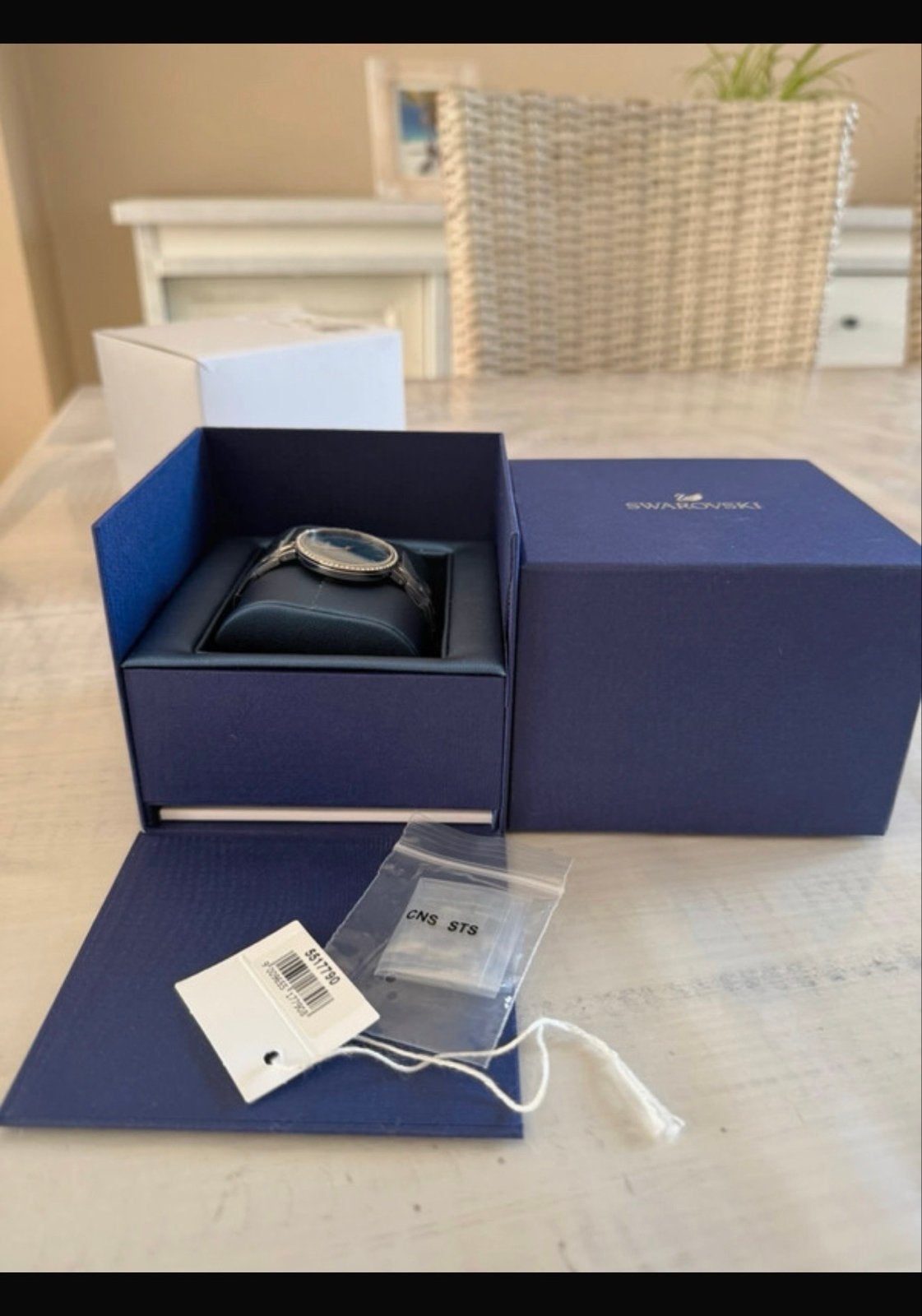 Swarovski Horloge - Nieuw in Doos met Kristallen, Sieraden, Tassen en Uiterlijk, Horloges | Dames, Overige merken, Overige materialen
