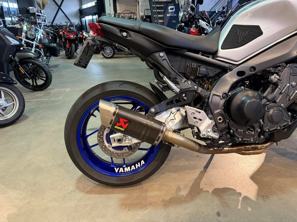 Akrapovic Racing Line CARBON Yamaha MT-09 (2021-2025), Motoren, Onderdelen | Yamaha, Gebruikt, Ophalen of Verzenden