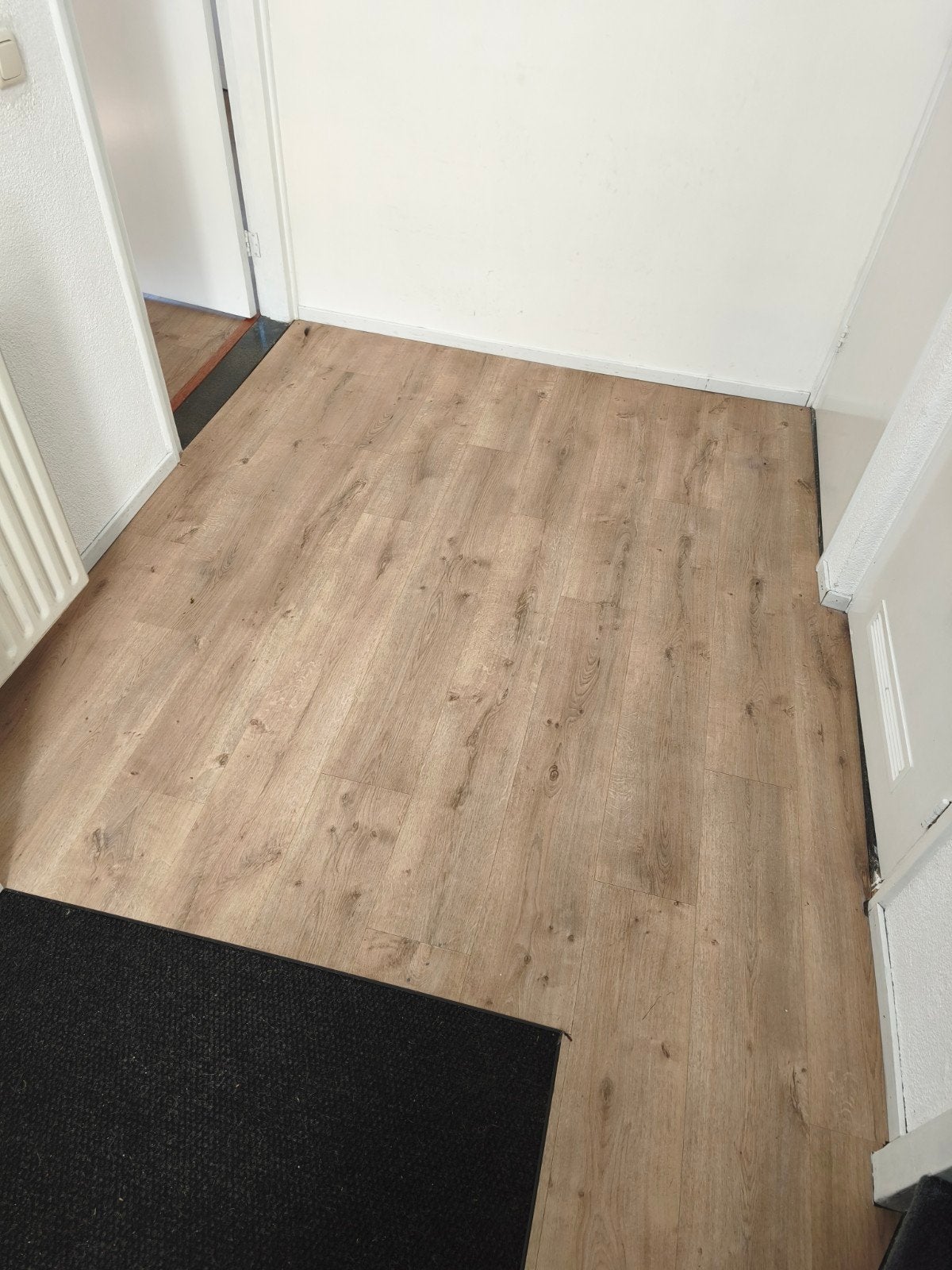 PVC-vloer met ondervloer - 30 m², Huis en Inrichting, Stoffering | Vloerbedekking, Bruin, Ophalen of Verzenden, Zo goed als nieuw