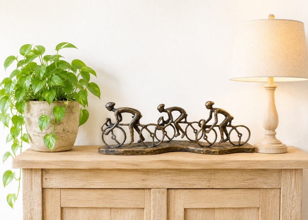 PELOTON WIELRENNERS / BRONZEN BEELD, Ophalen of Verzenden, Brons, Beeld