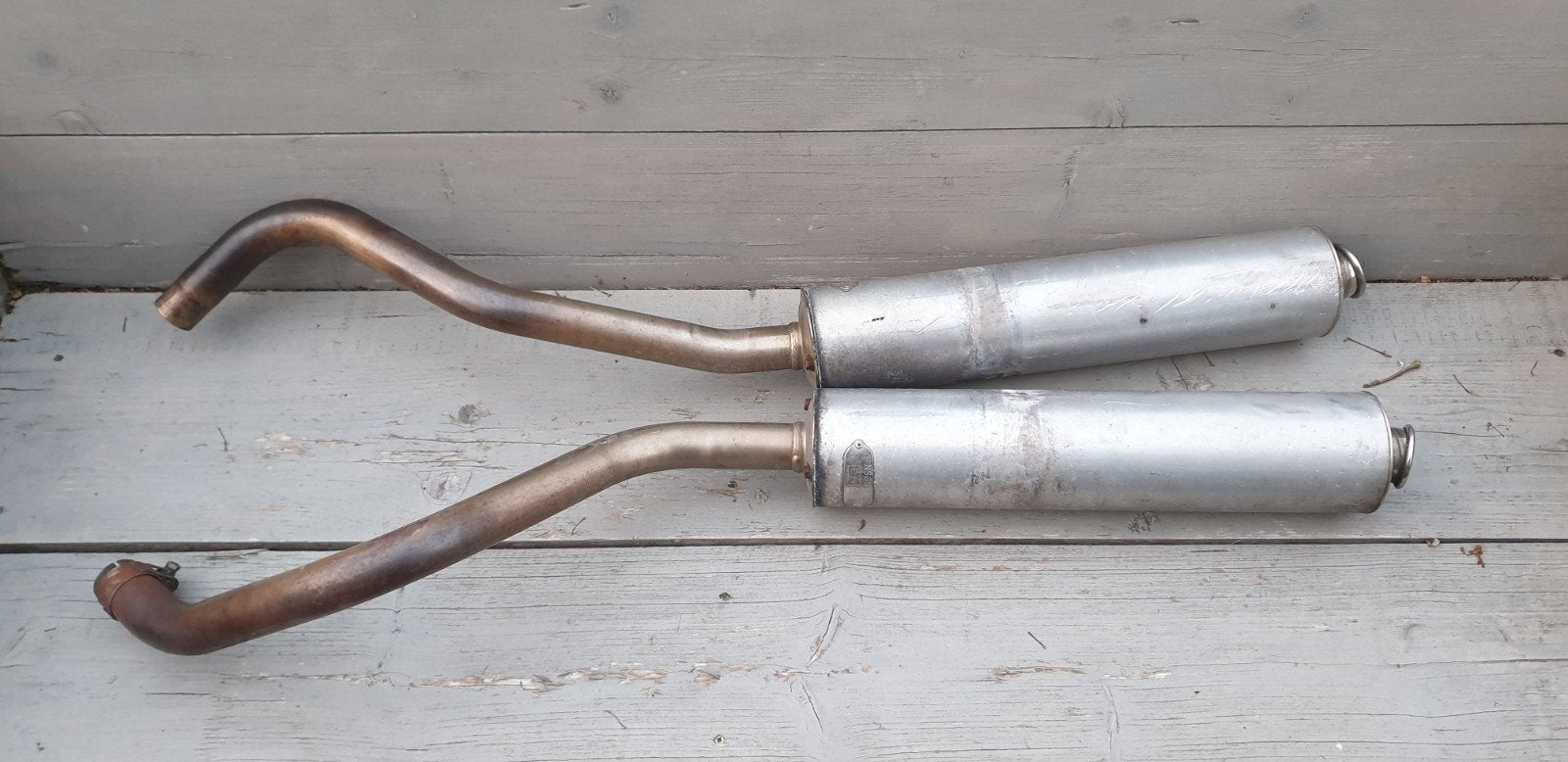 Yamaha xt660 xt660 xt660r xt 660 xtx 660 uitlaat dempers.

A, Motoren, Ophalen of Verzenden