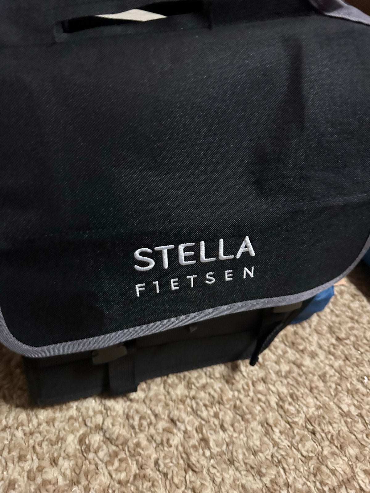 Stella Fietsen fietstas - Zwart, zo goed als nieuw, Ophalen, Zo goed als nieuw