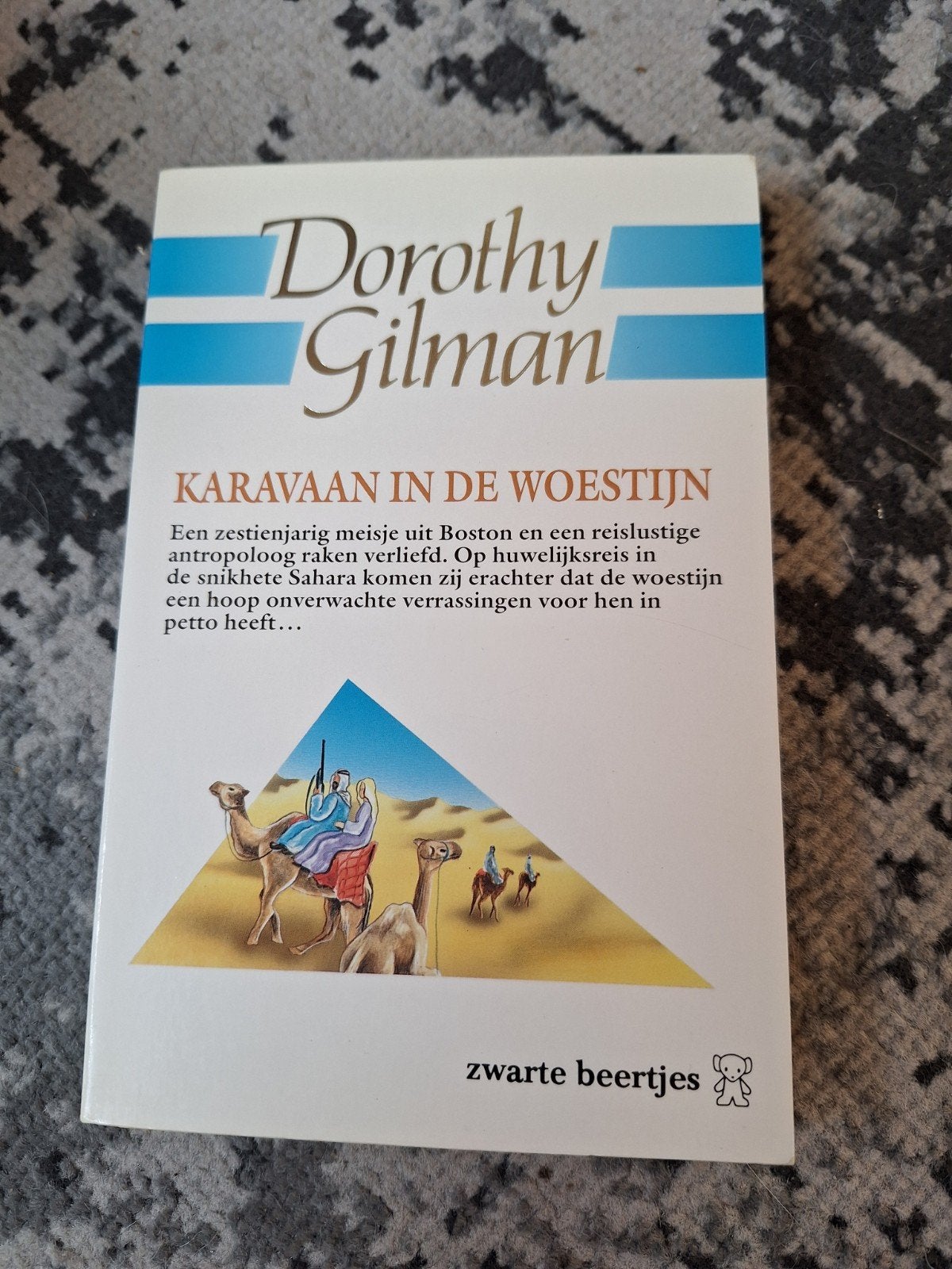 D. Gilman - Karavaan in de woestijn, Boeken, Ophalen of Verzenden, Zo goed als nieuw, D. Gilman