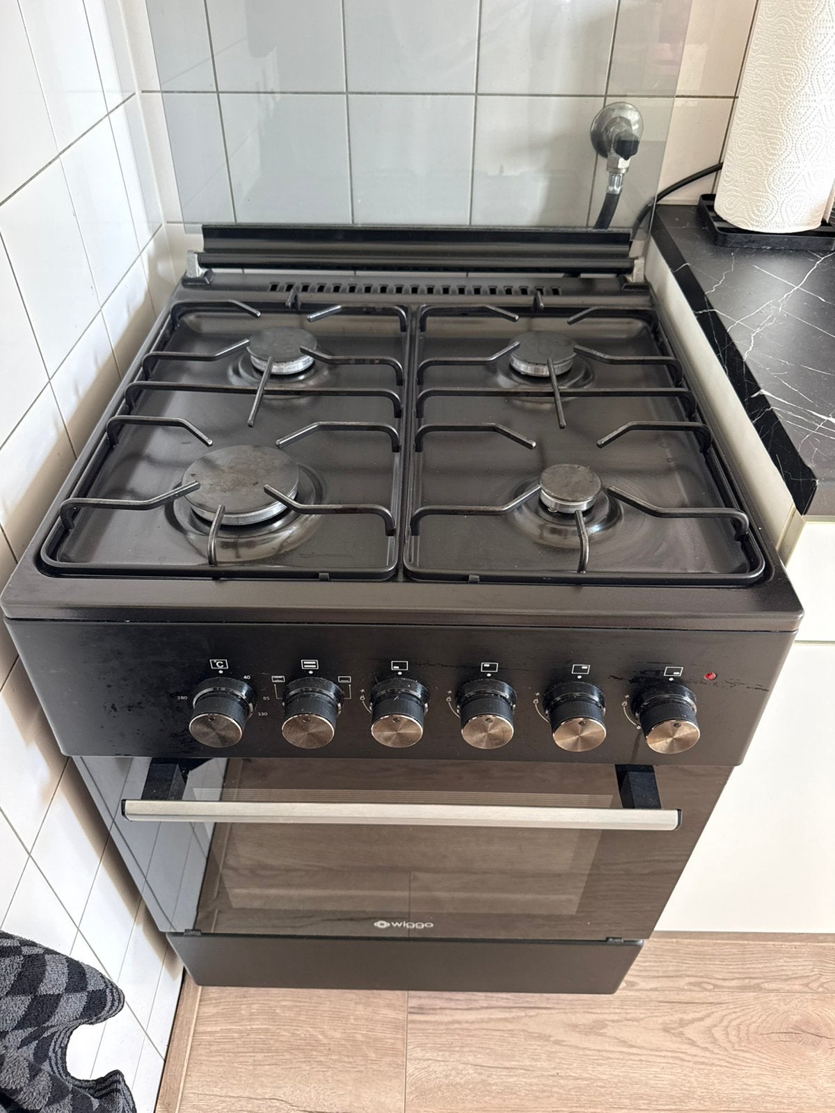 Gasfornuis inclusief oven, Ophalen, 4 kookzones, Zo goed als nieuw, Gas