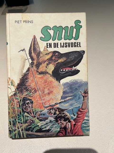 2 spannende boeken over Snuf de Hond, Boeken, Ophalen of Verzenden, Gelezen, Fictie