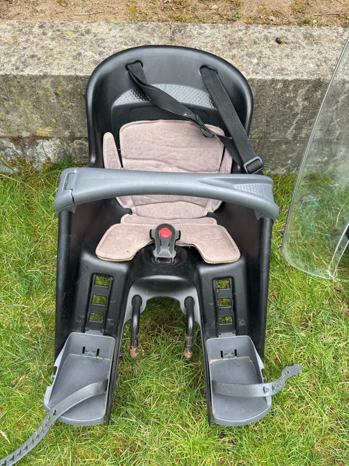 Fietsstoeltje voor met windscherm, Fietsen en Brommers, Fietsaccessoires | Fietsstoeltjes, Ophalen, Voorzitje, 0 t/m 13 kg, Gebruikt