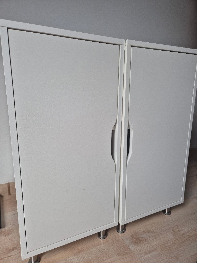 2 alex kastjes met midden plank en pootjes, Ophalen, Zo goed als nieuw