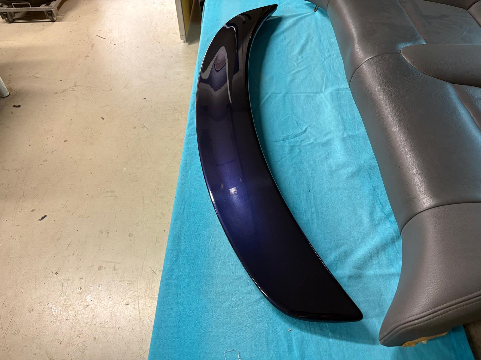 Saab 9-3 OG cabrio Aero kofferbak spoiler kleur 179 zwart, Gebruikt, Achterklep, Ophalen of Verzenden, Achter