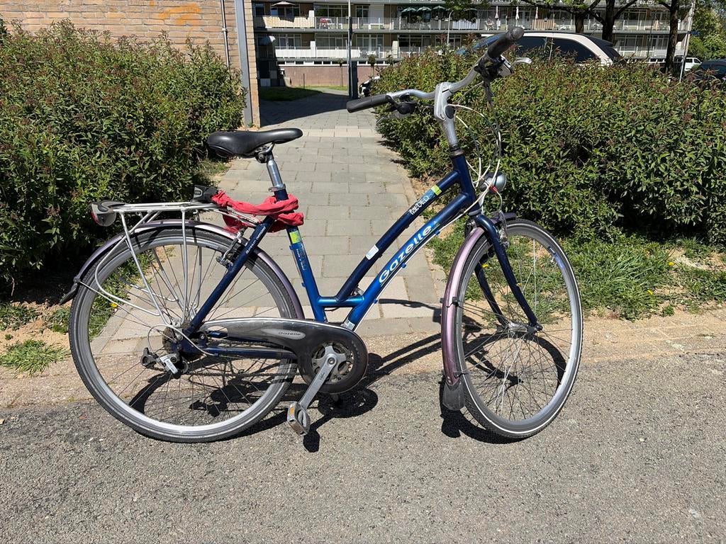 Gazelle Medeo damesfiets - Blauw, Ophalen, Gebruikt, Velgrem, Versnellingen