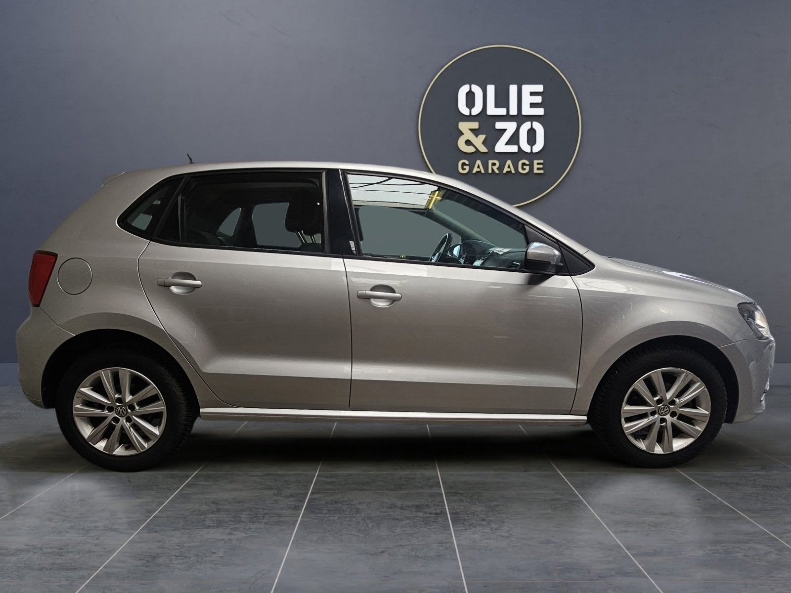Volkswagen Polo 1.2 TSI Comfortline Aut. | Cruise | Airco |, Auto's, Stof, Euro 6, 4 cilinders, 1039 kg