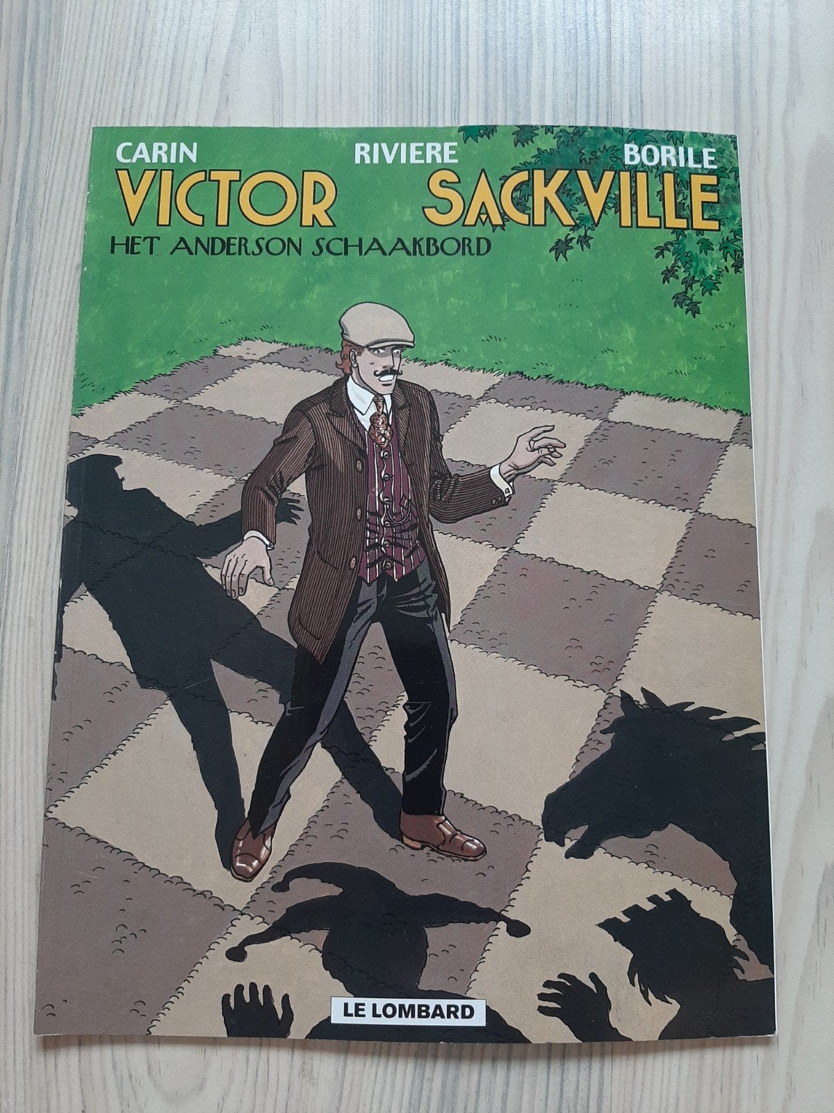 Victor Sackville - Het Anderson Schaakbord (stripboek), Eén stripboek, Ophalen of Verzenden, Gelezen, Carin, Riviere, Borile
