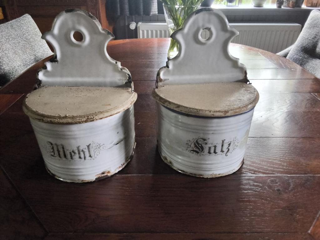 Twee oude geëmailleerde voorraad potten, Ophalen of Verzenden