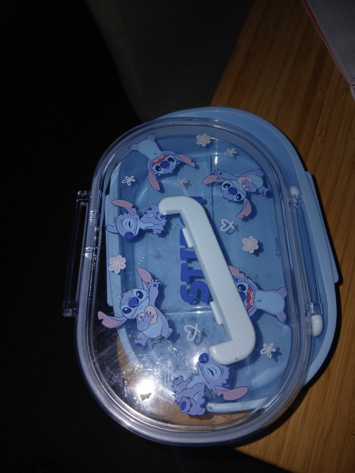 Stitch fruit bakje deksel beetje kapot 1 hengel is stuk ., Ophalen of Verzenden