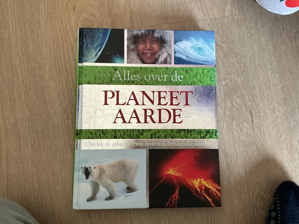 Alles over de Planeet Aarde, Ophalen of Verzenden, Gelezen, Natuur algemeen